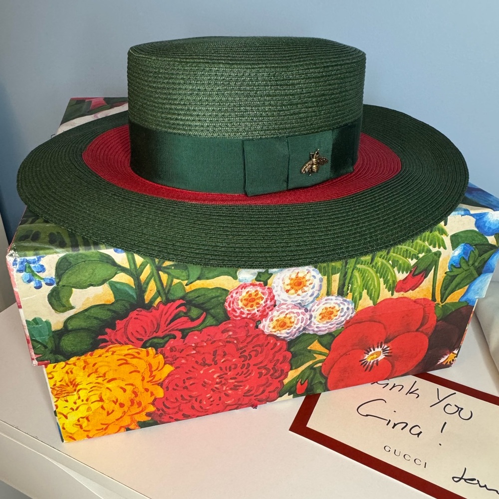 Women’s Gucci Web Straw Papier Wide Brim Hat 
Size L Green / Red, Bee Appliqué